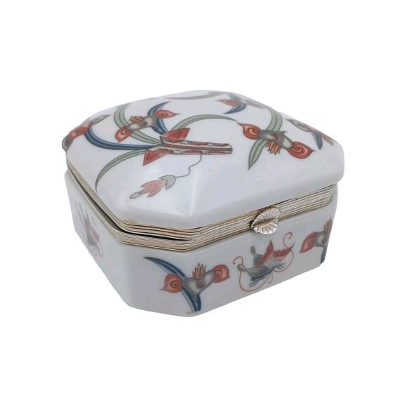 Vtg Neiman Marcus Floral Trinket Box Porcelain and Metal Made in Japan - Picture 1 of 13